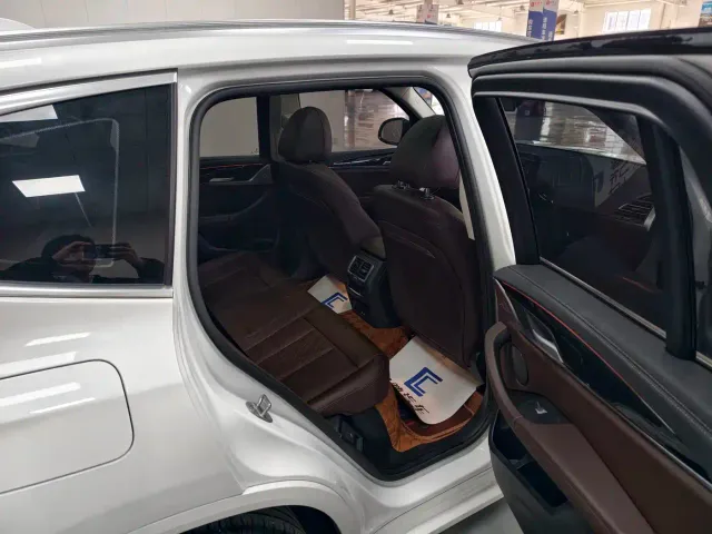BMW X3 — Фото автомобиля 18