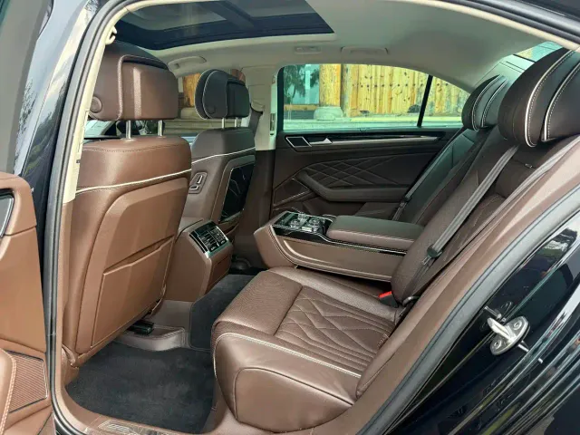 Volkswagen Phideon — Фото автомобиля 9