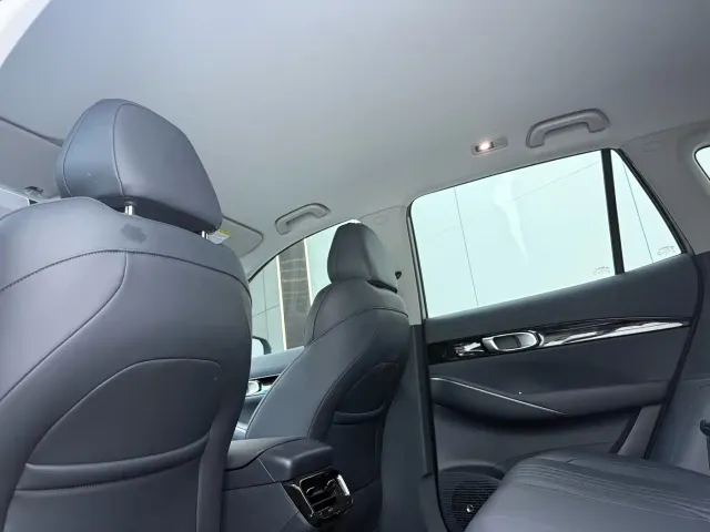 Geely Galaxy E5 — Фото автомобиля 9