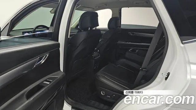 Genesis GV80 — Фото автомобиля 18
