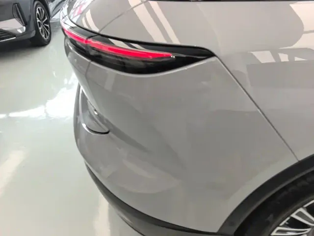 Nio ES6 — Фото автомобиля 6