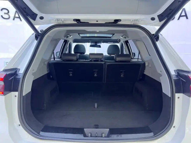 Chery Tiggo 8 — Фото автомобиля 16
