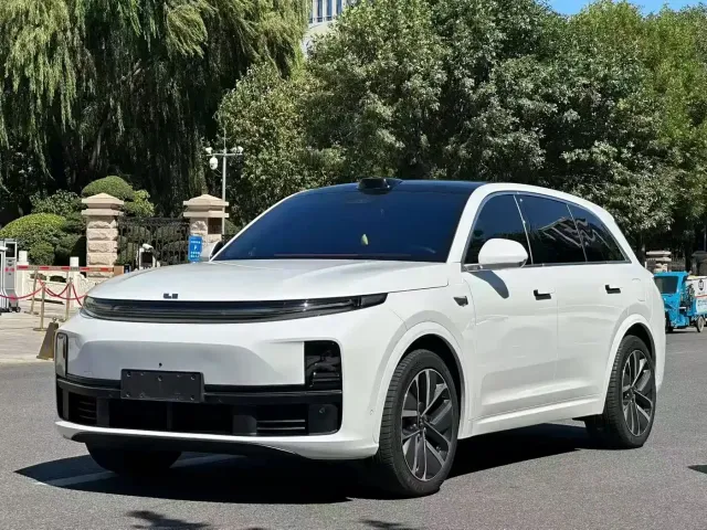 Фотография автомобиля — Li Auto L7