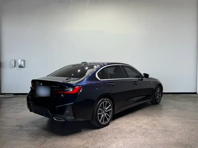 BMW 3 Series — Фото автомобиля 12