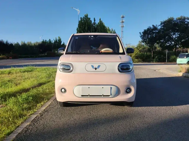 Wuling Hongguang Mini EV — Фото автомобиля 3