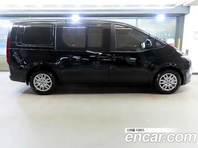 Hyundai Staria — Фото автомобиля 5