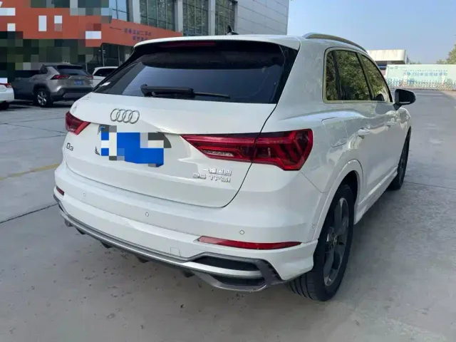 Audi Q3 — Фото автомобиля 4