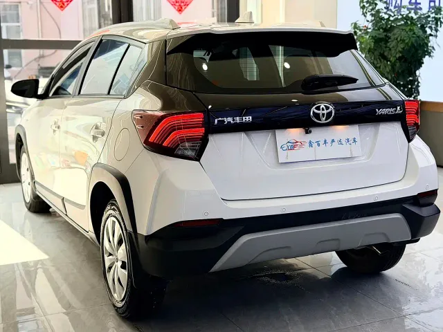 Toyota YARiS L Zhi Xuan — Фото автомобиля 8