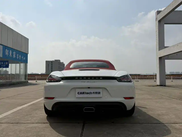 Porsche 718 — Фото автомобиля 8