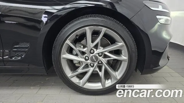 Genesis G70 G70 (New) — Фото автомобиля 21