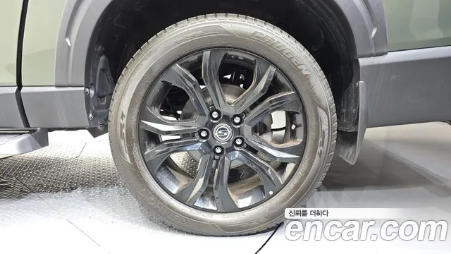 KG_Mobility_Ssangyong Rexton Новый Rexton Sport Khan Дизель 2.2 4WD — Фото автомобиля 21