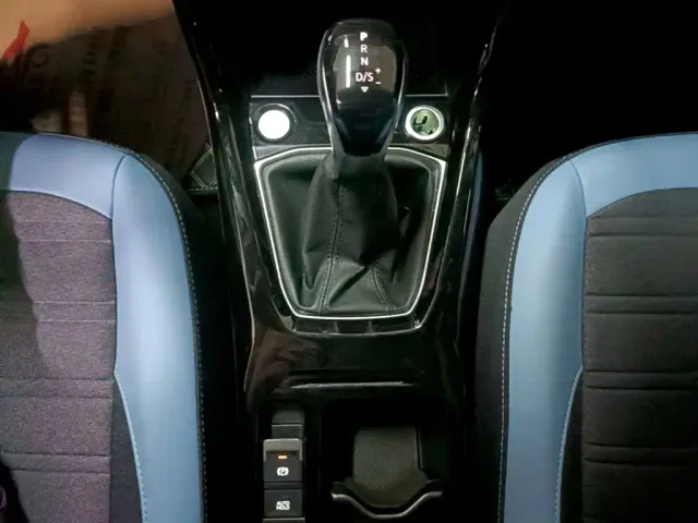 Volkswagen Tharu — Фото автомобиля 13