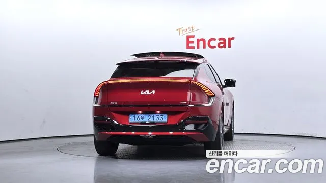 Kia EV6 — Фото автомобиля 4