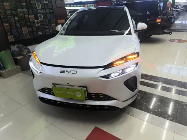 BYD Sealion 06 — Фото автомобиля 2