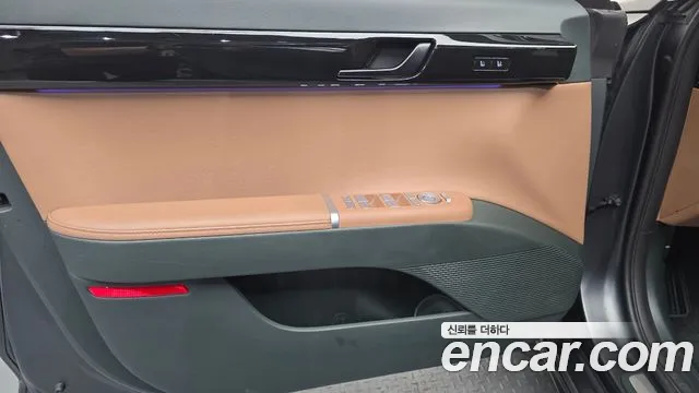 Hyundai Grandeur GN7 — Фото автомобиля 13