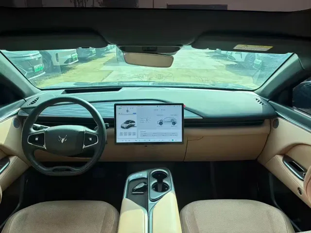 Arcfox Alpha T5 — Фото автомобиля 6
