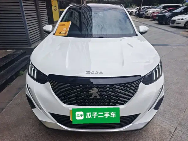 Peugeot 2008 — Фото автомобиля 2