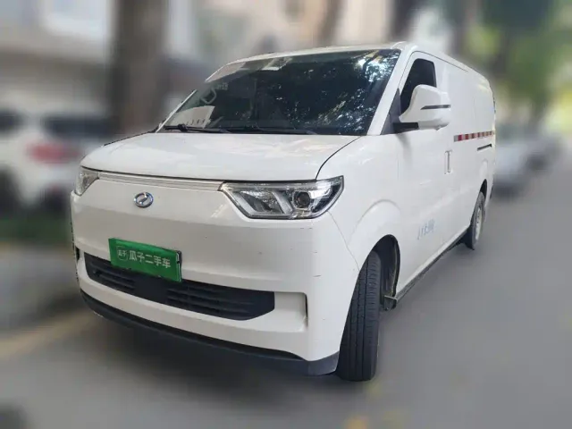 Фотография автомобиля — Ruichi New Energy EC75