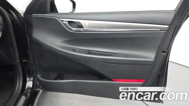 Hyundai Grandeur Новый Grandeur IG — Фото автомобиля 20