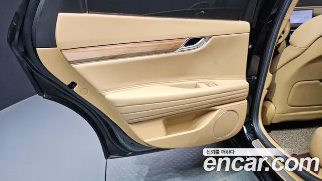Genesis G80 Бензин 2.5 турбо AWD — Фото автомобиля 23
