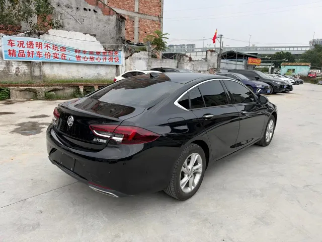 Buick Regal — Фото автомобиля 5