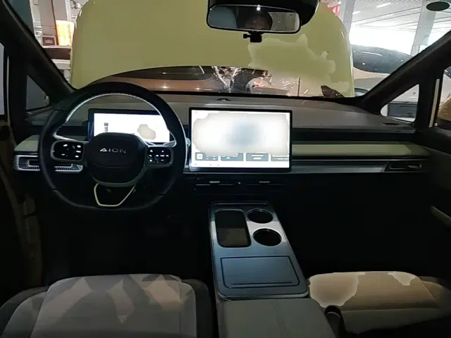 GAC Aion Y — Фото автомобиля 9