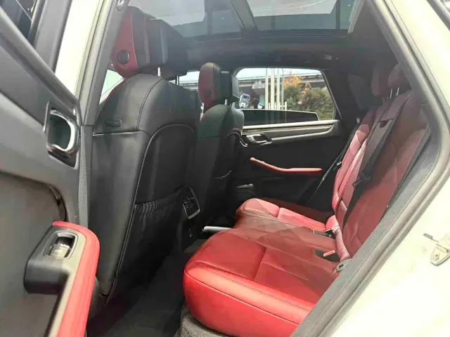 Porsche Macan — Фото автомобиля 8