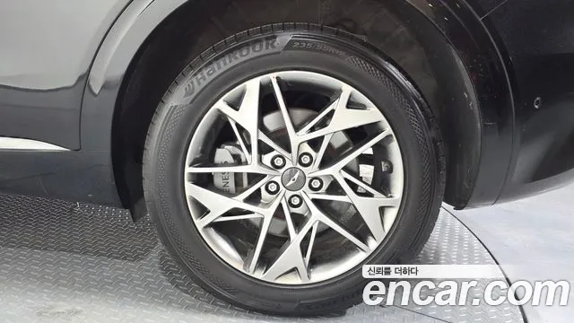 Genesis GV70 2.5T Бензин AWD — Фото автомобиля 18