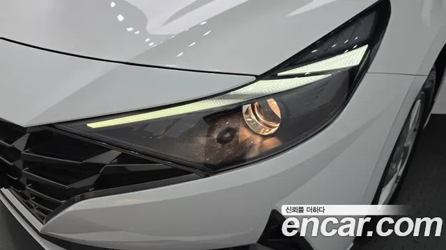 Hyundai AVANTE Avante (CN7) — Фото автомобиля 21