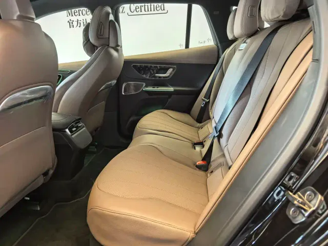 Mercedes-Benz EQE SUV — Фото автомобиля 14