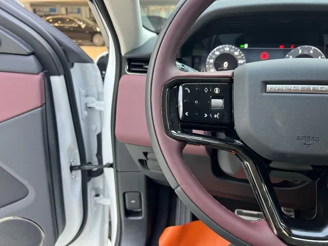 Land Rover Range Rover Evoque — Фото автомобиля 12