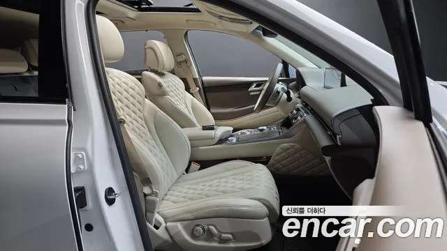 Genesis GV80 — Фото автомобиля 16