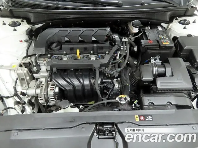 Hyundai Avante — Фото автомобиля 20