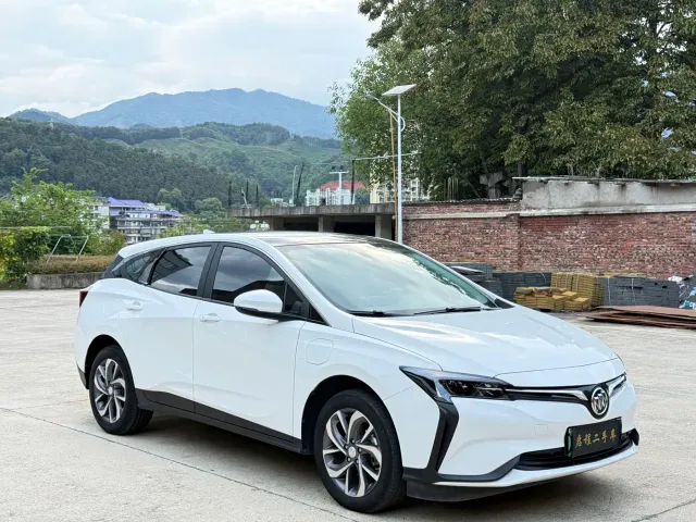 Buick Velite 6 — Фото автомобиля 3