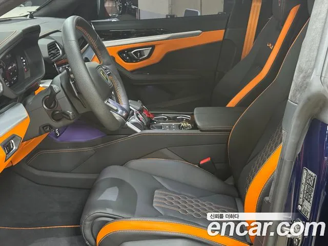 Lamborghini Urus — Фото автомобиля 16