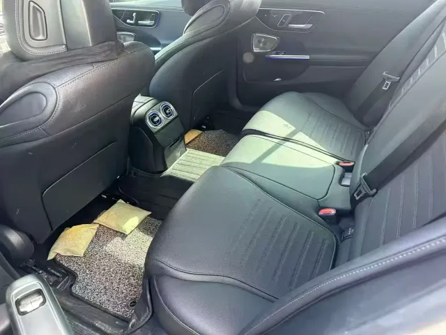 Mercedes-Benz C-Class — Фото автомобиля 4