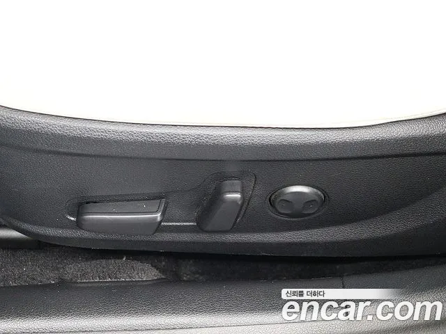 Hyundai Grandeur Новый Grandeur IG — Фото автомобиля 12