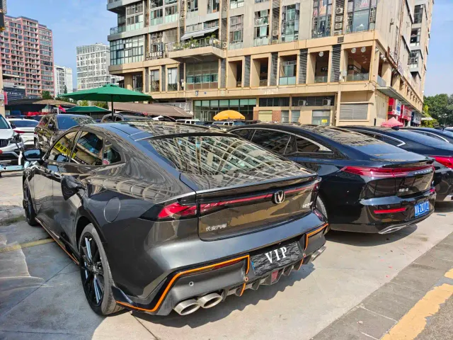 Changan UNI-V — Фото автомобиля 14