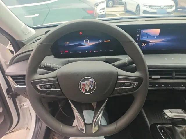 Buick Verano — Фото автомобиля 10