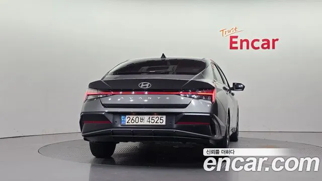 Hyundai AVANTE Новый Avante (CN7) — Фото автомобиля 4
