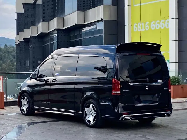 Mercedes-Benz V-Class — Фото автомобиля 6