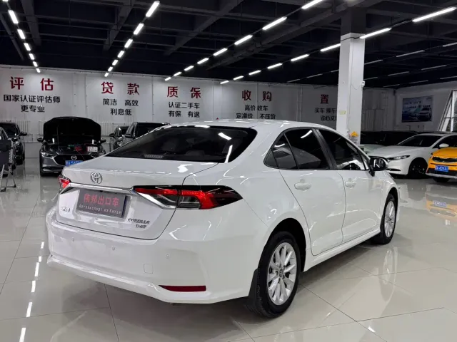 Toyota Corolla — Фото автомобиля 6