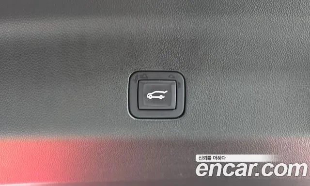 Cadillac Escalade 5th Gen — Фото автомобиля 25