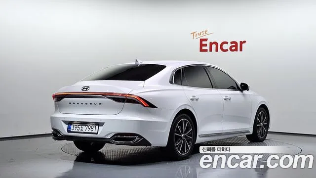 Hyundai Grandeur New — Фото автомобиля 2