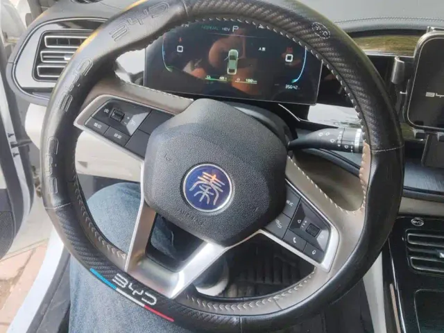 BYD Qin PLUS — Фото автомобиля 15