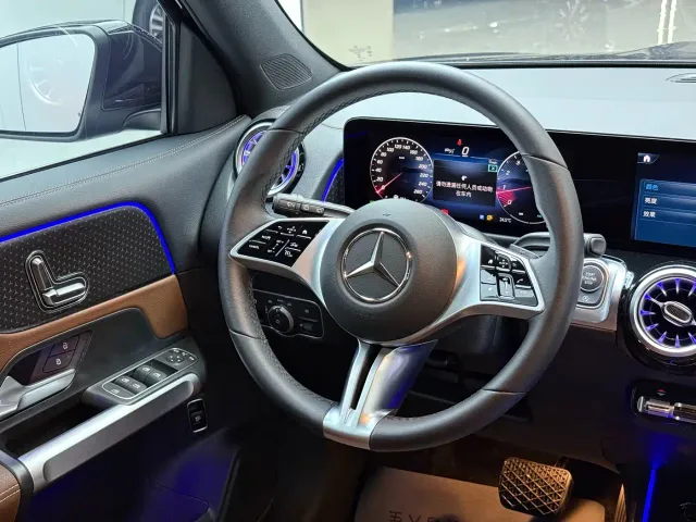 Mercedes-Benz GLB-Class — Фото автомобиля 7