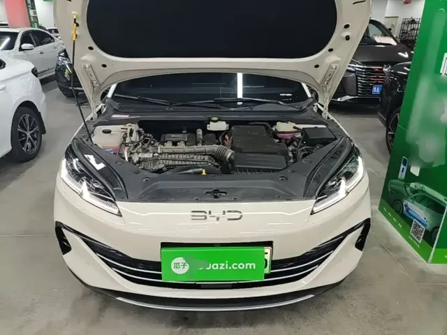 BYD Seal 06 — Фото автомобиля 19