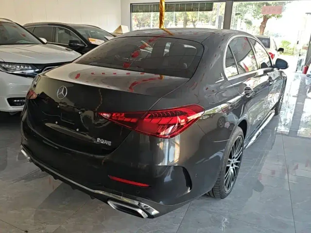 Mercedes-Benz C-Class — Фото автомобиля 6