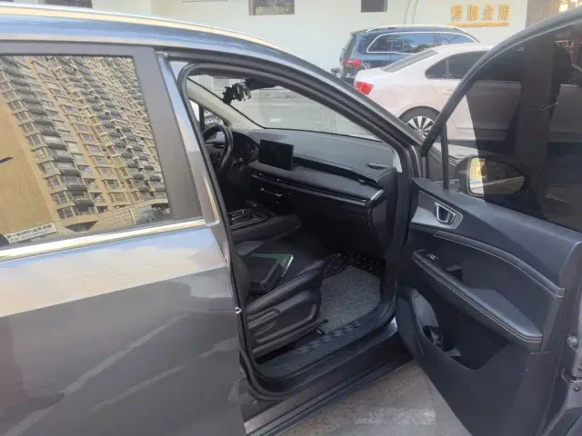 Wuling Jiachen — Фото автомобиля 17