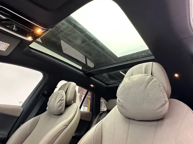 Mercedes-Benz EQE SUV — Фото автомобиля 21